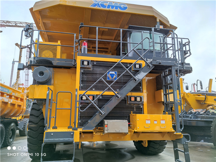 XCMG official new 150 ton dump trucks mining machinery mechanical drive rigid XDR100 for sale